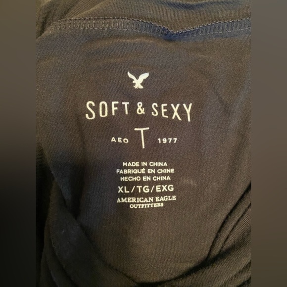 American Eagle soft and sexy loose T-shirt. Size x large. Pretty cool. Charcoal - Picture 3 of 5